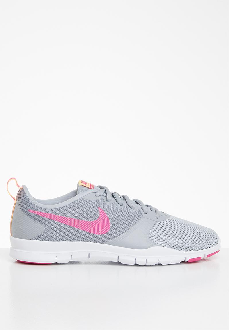 women's nike flex essential training shoes