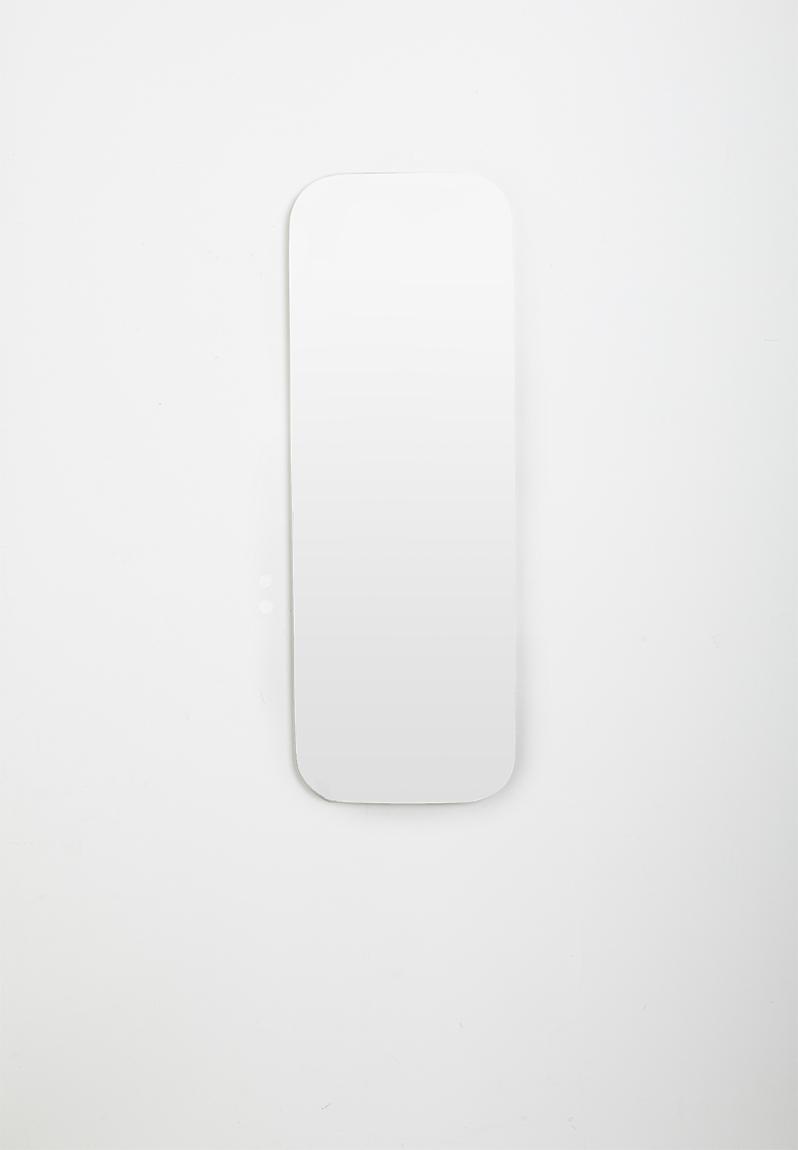 Rounded rectangular frameless mirror - regular
