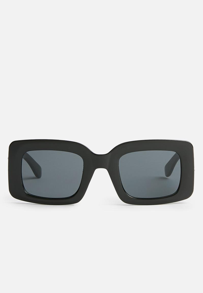 Casper sunglasses - black Superbalist Eyewear | Superbalist.com