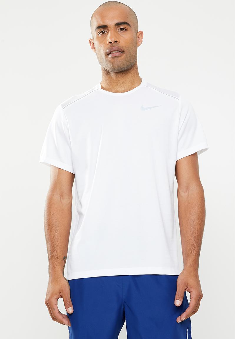 Nike element 2.0 T-shirt - white Nike T-Shirts | Superbalist.com