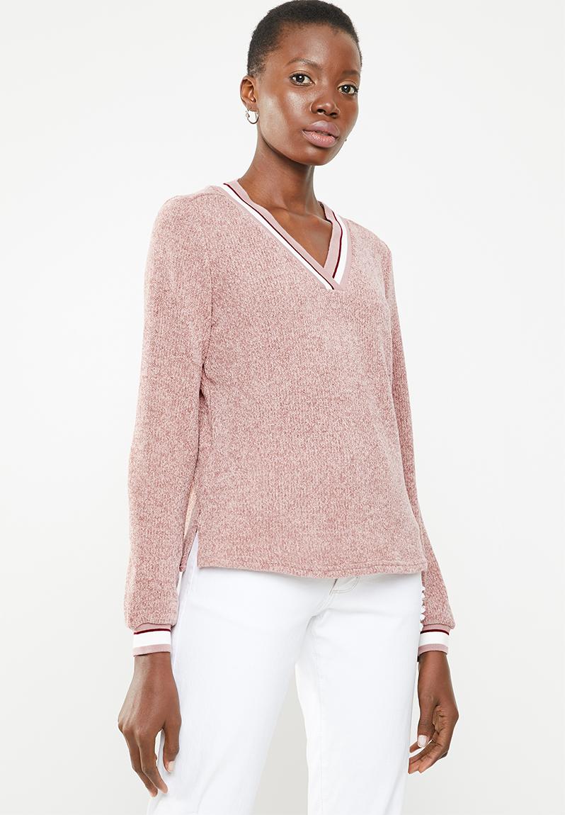 V-neckline chenille sweater - blush STYLE REPUBLIC Knitwear ...