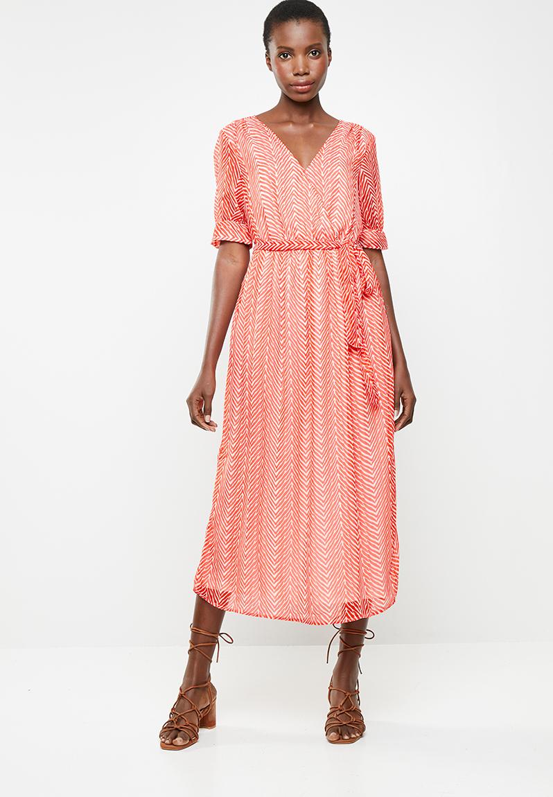 Fleur maxi dress - cloud dancer ONLY Casual | Superbalist.com