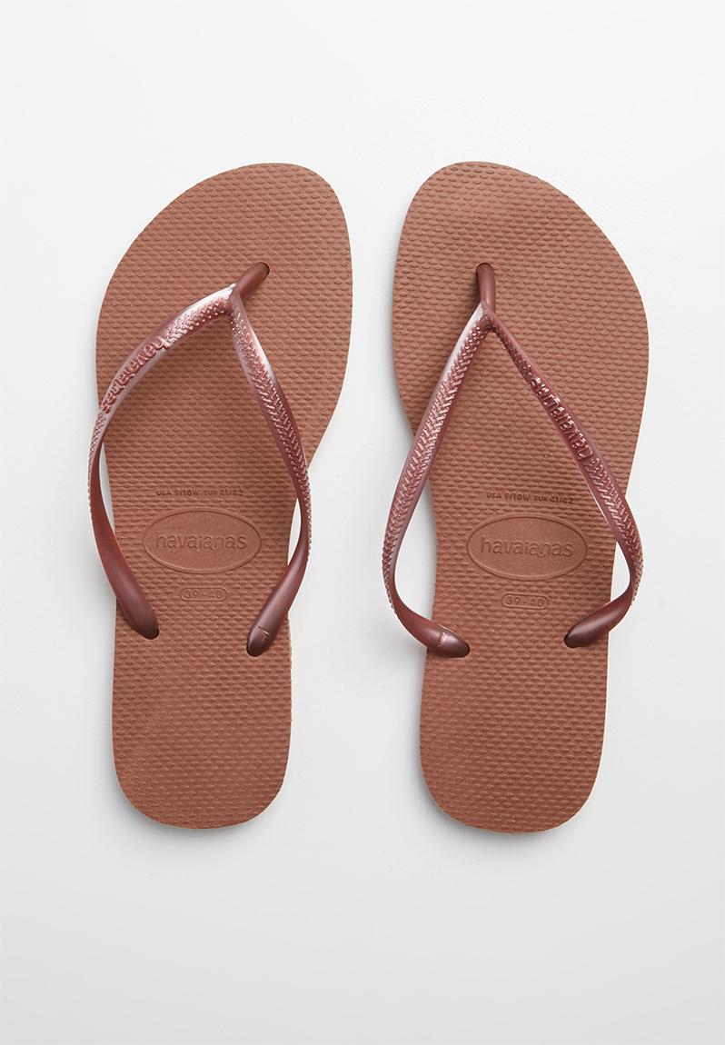 havaianas slim brown