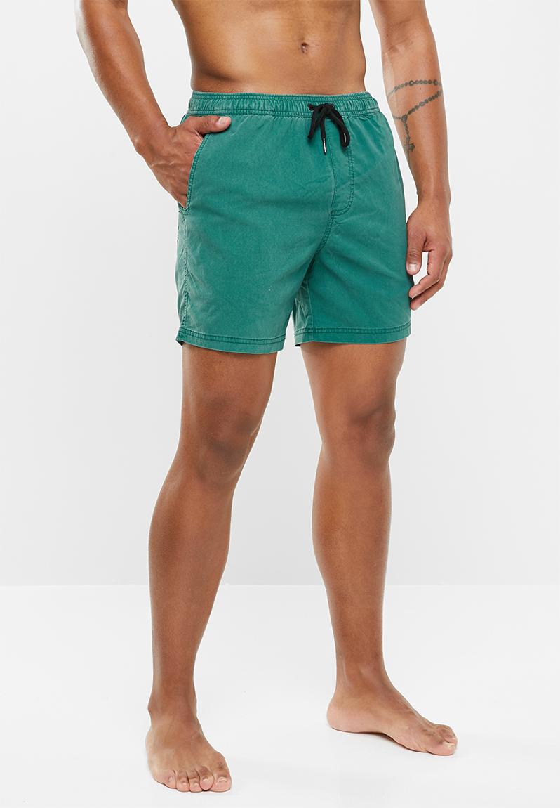 UNO shorts - green Silent Theory Shorts | Superbalist.com