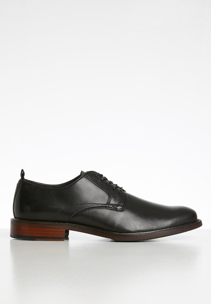 Kinetic - black Steve Madden Formal Shoes | Superbalist.com