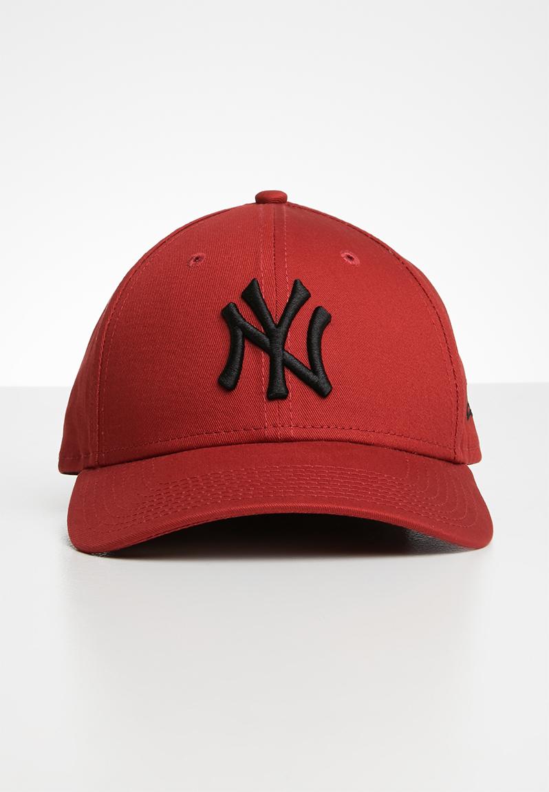 9forty league essential neyyan - red New Era Headwear | Superbalist.com