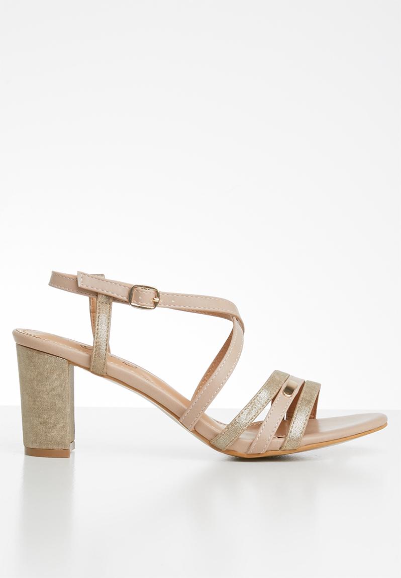 neutral slingbacks