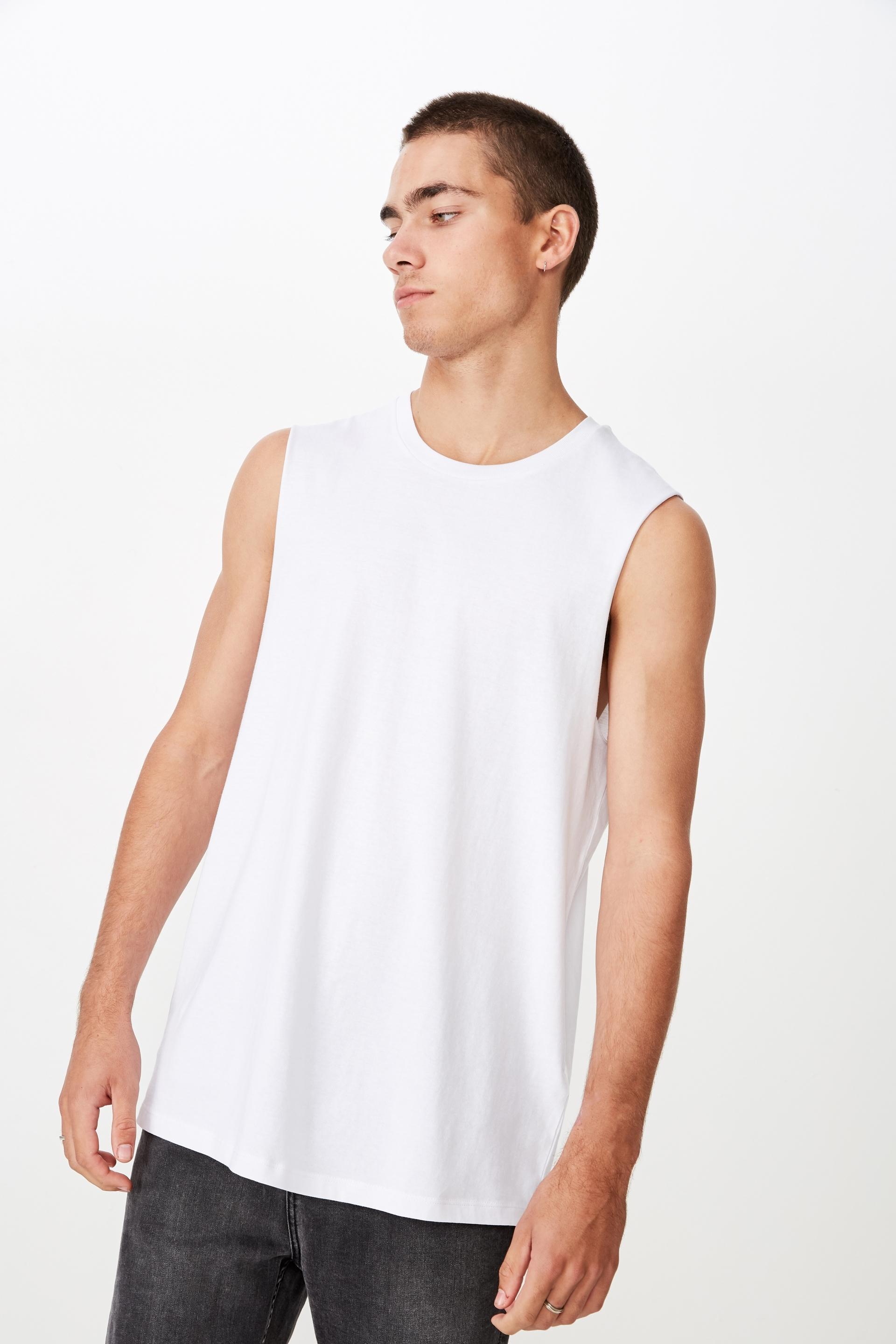 Essential muscle tank - white Cotton On T-Shirts & Vests | Superbalist.com