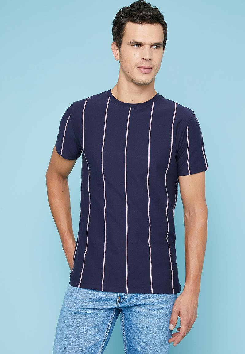 mens vertical stripe short sleeve shirt