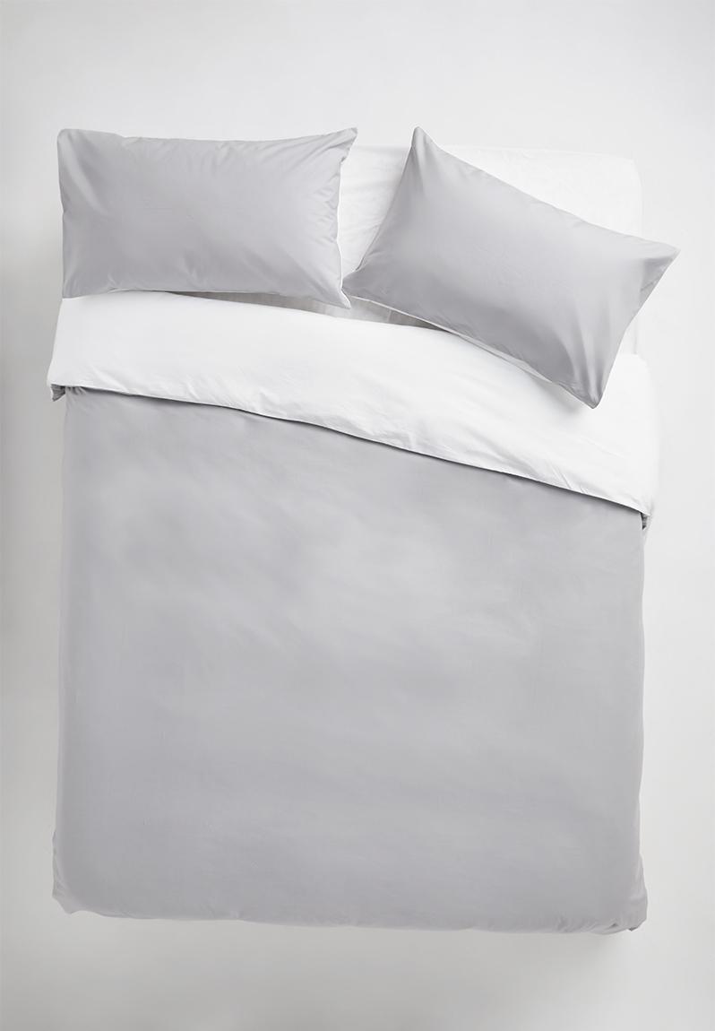 200TC reversible cotton duvet set - grey/white Sixth Floor Bedding ...