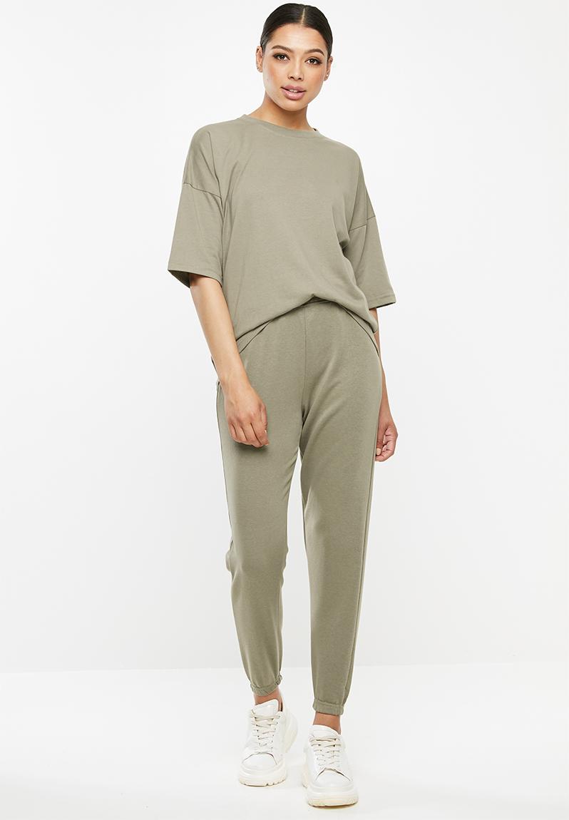 Oversized tee and jogger co-ord set - khaki Missguided T-Shirts, Vests ...