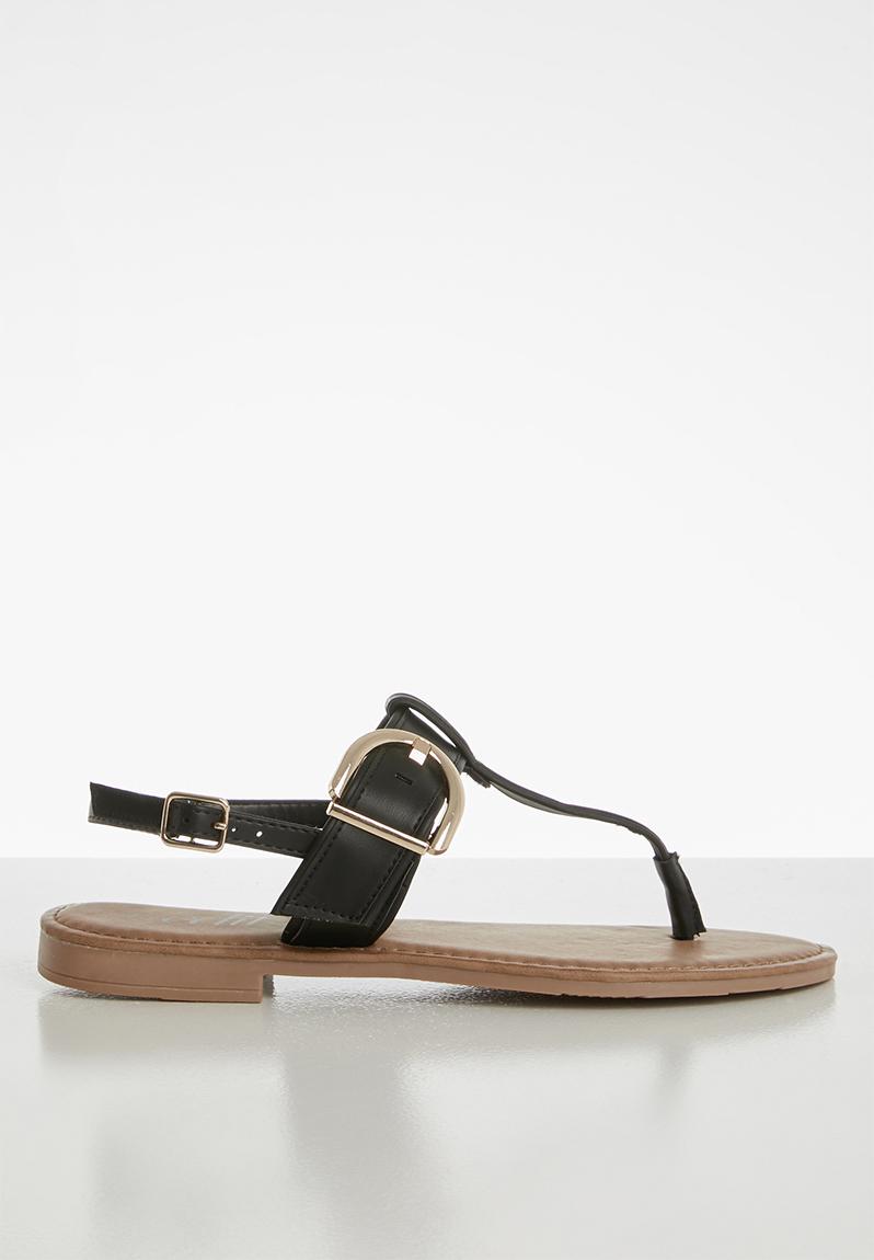 t bar flat pumps