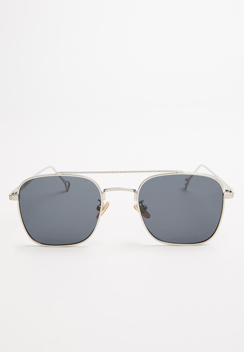 Scene Sunglasses Black Superbalist Eyewear 7826