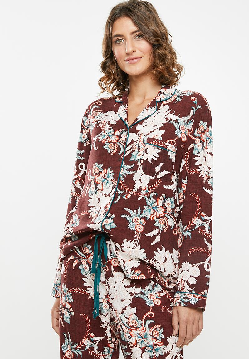 Muriel pj top - red floral DORINA Sleepwear | Superbalist.com