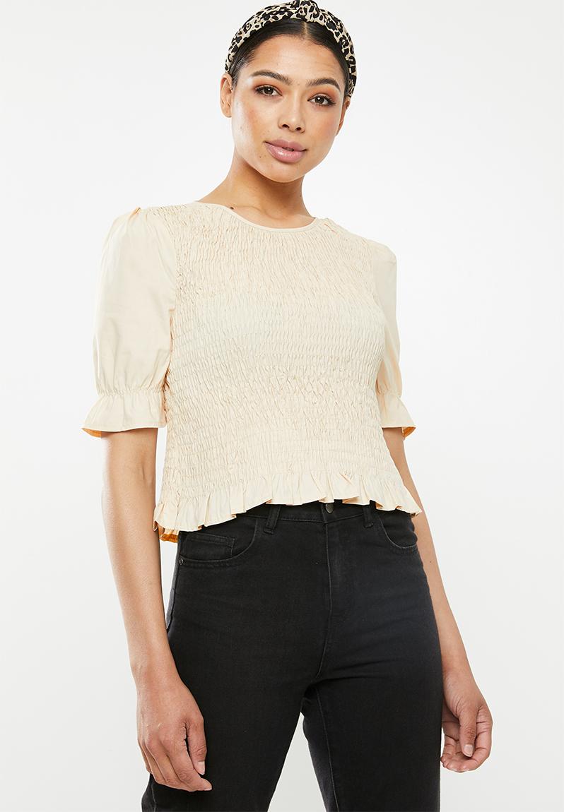 Poplin shirred puff short sleeve top - beige Missguided Blouses ...