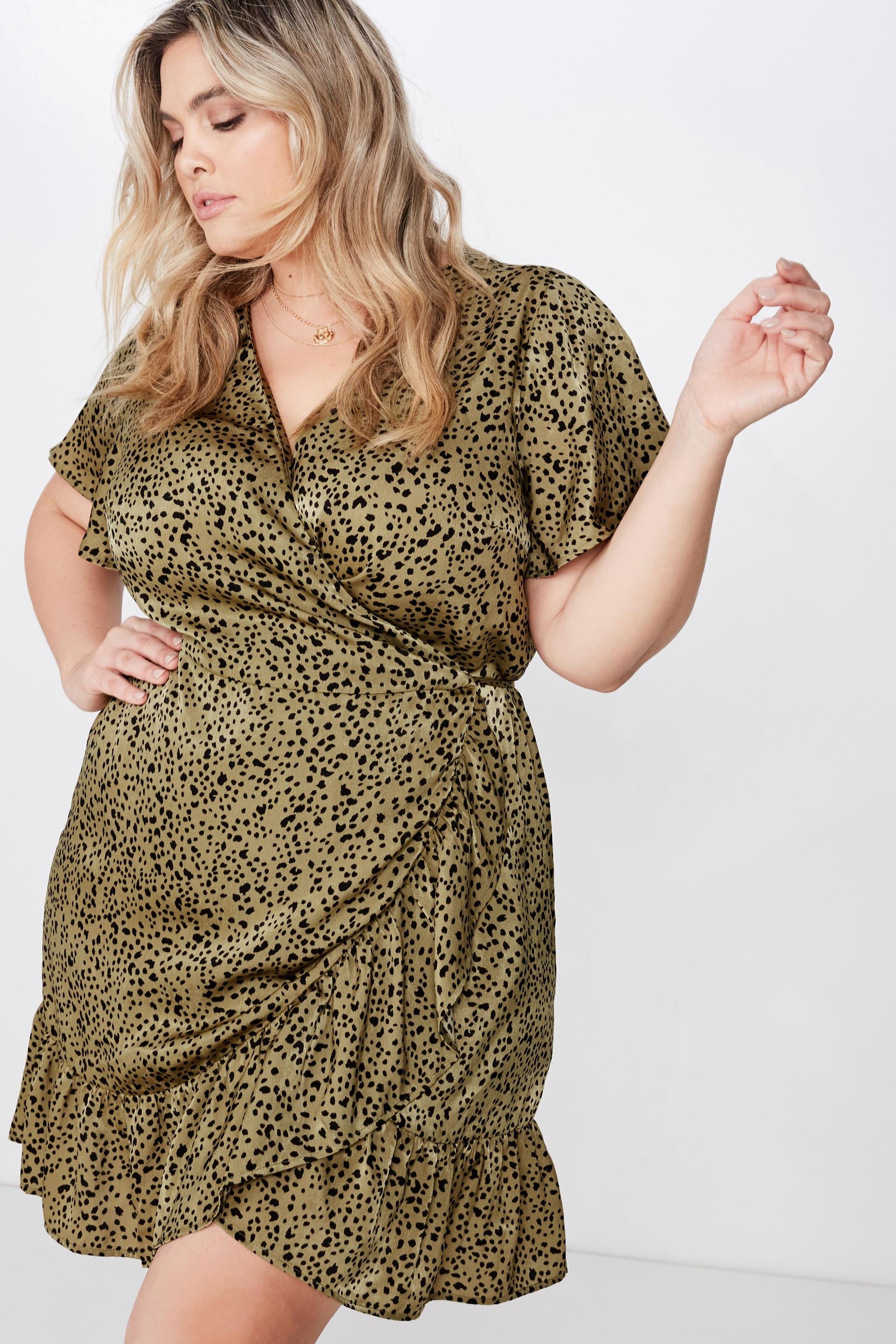 curve wrap dress