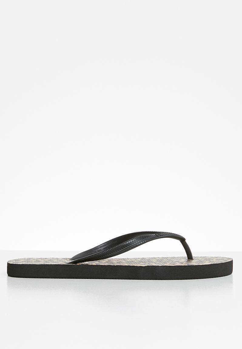  Rubi  thong black glitter safari leo Cotton On Sandals  