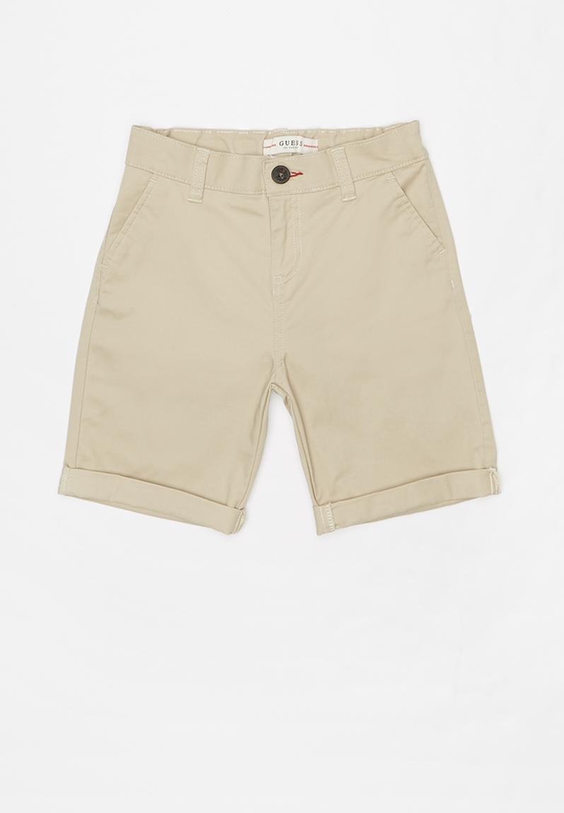 chino shorts beige
