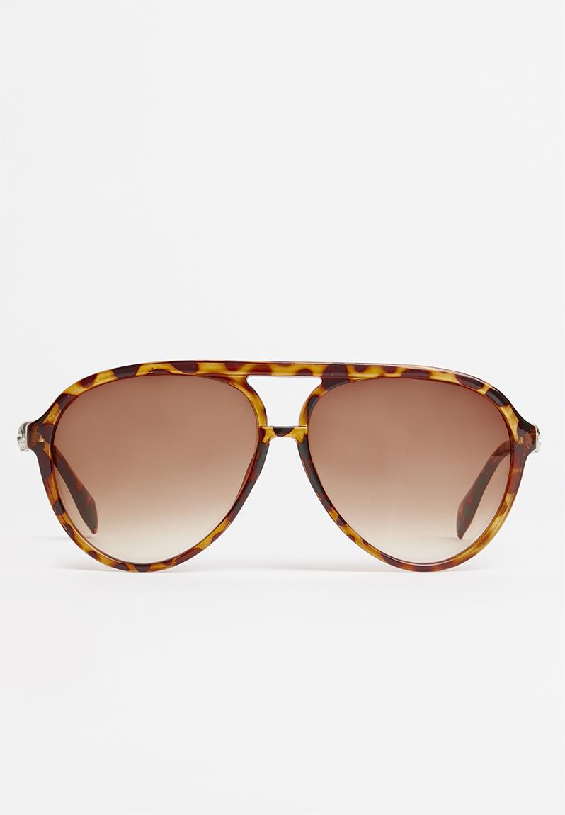 Cowdery Sunglasses Brown Superbalist Eyewear 7556