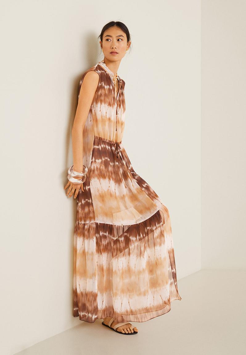 brown and white tie dye dress