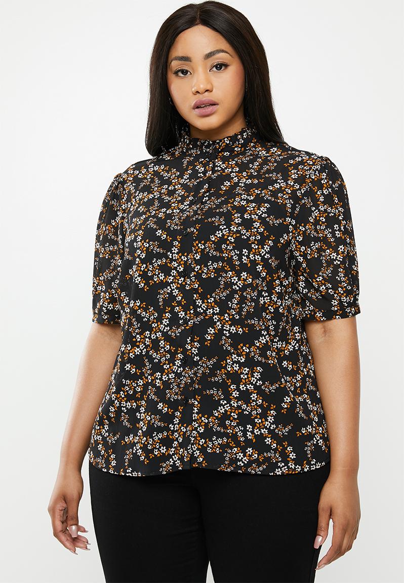 Curves ditsy pie crust chiff shirt - black New Look Tops | Superbalist.com