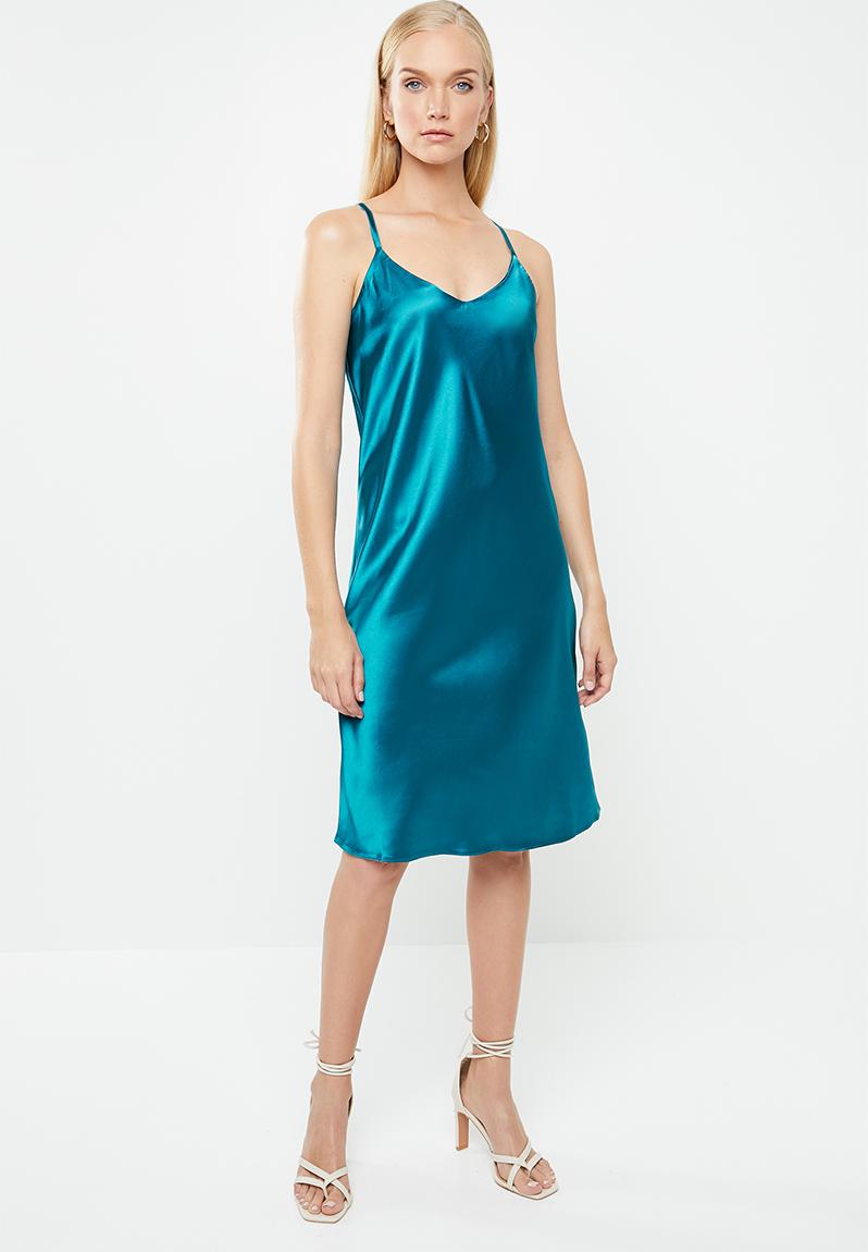 thin strap slip dress