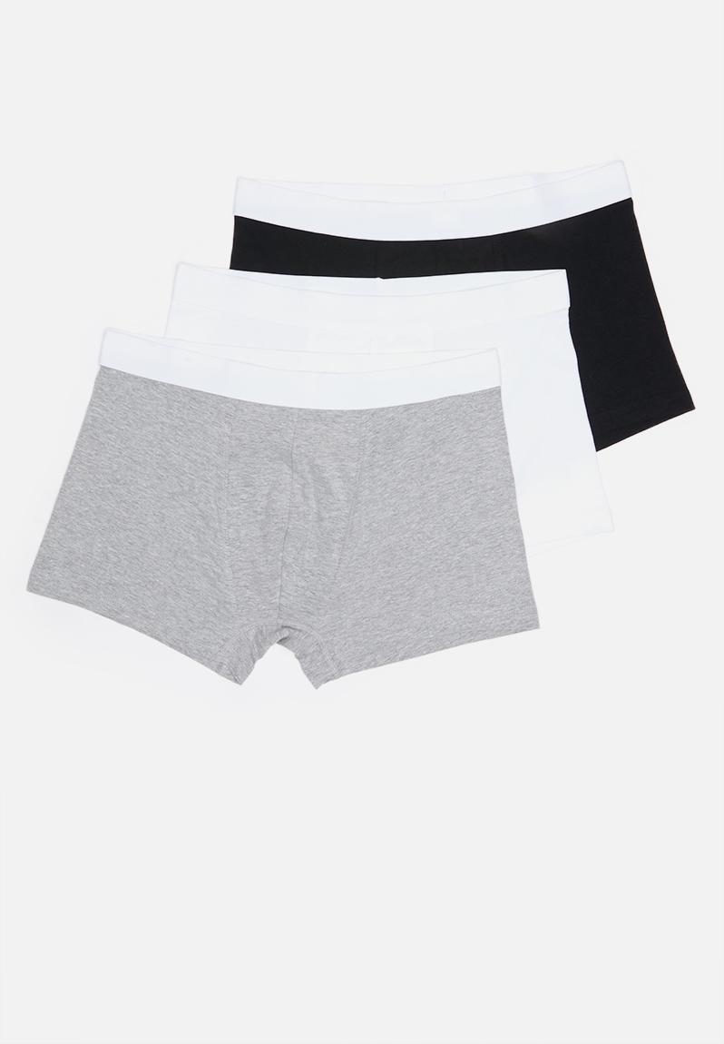 3 Pack plain mono trunks - multi New Look Underwear | Superbalist.com