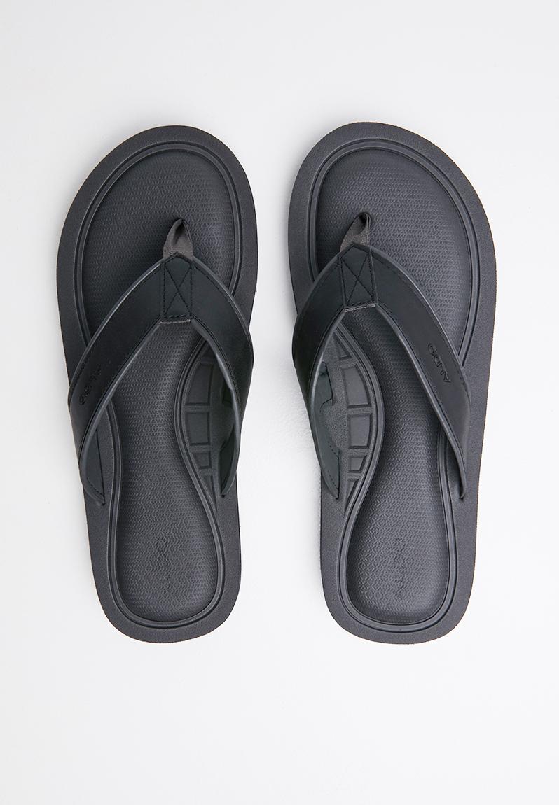 aldo black leather flip flops
