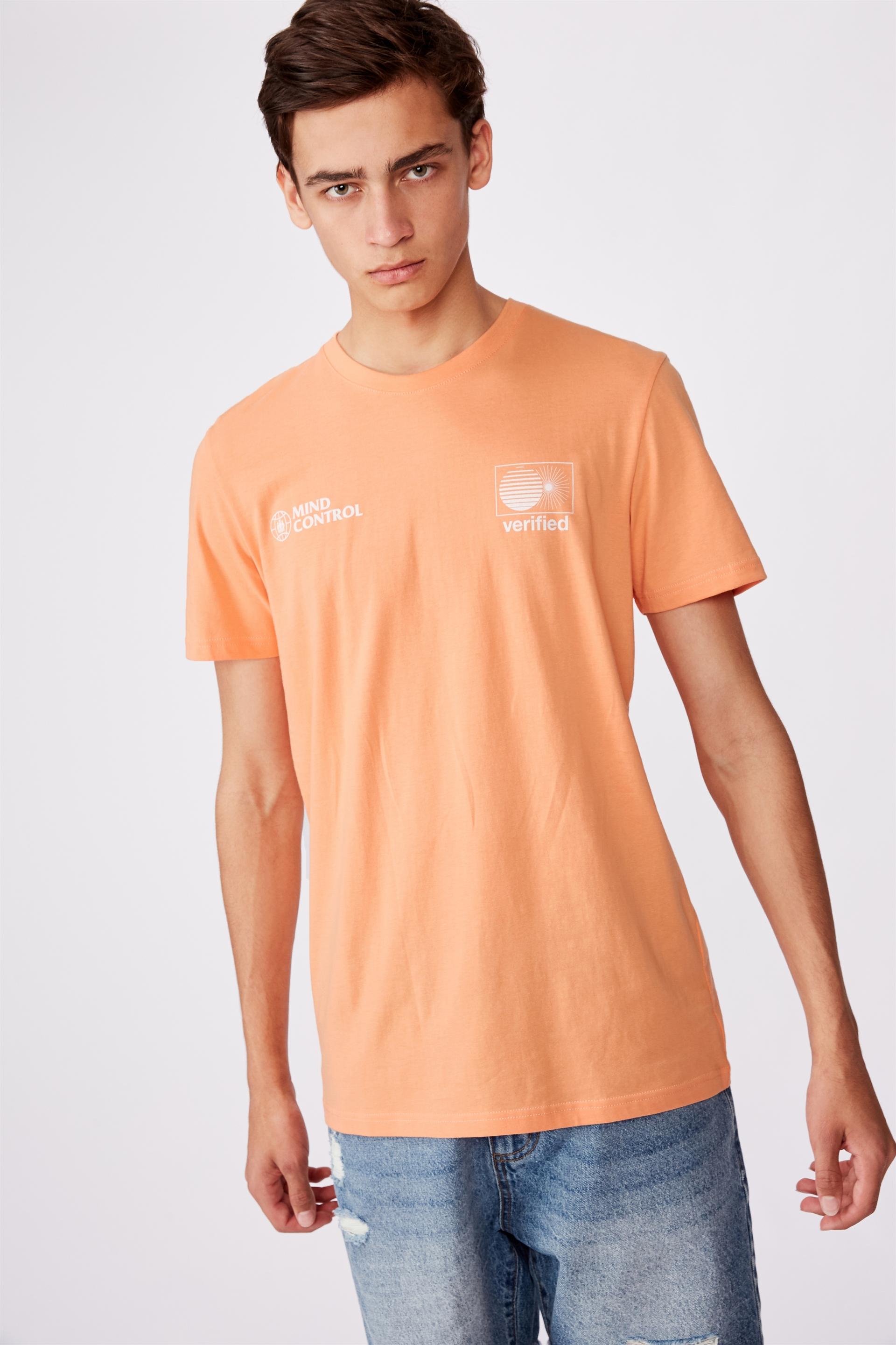 orange t shirt