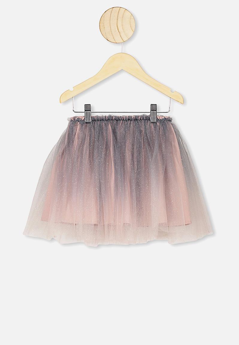 pink tulle skirt 8x10