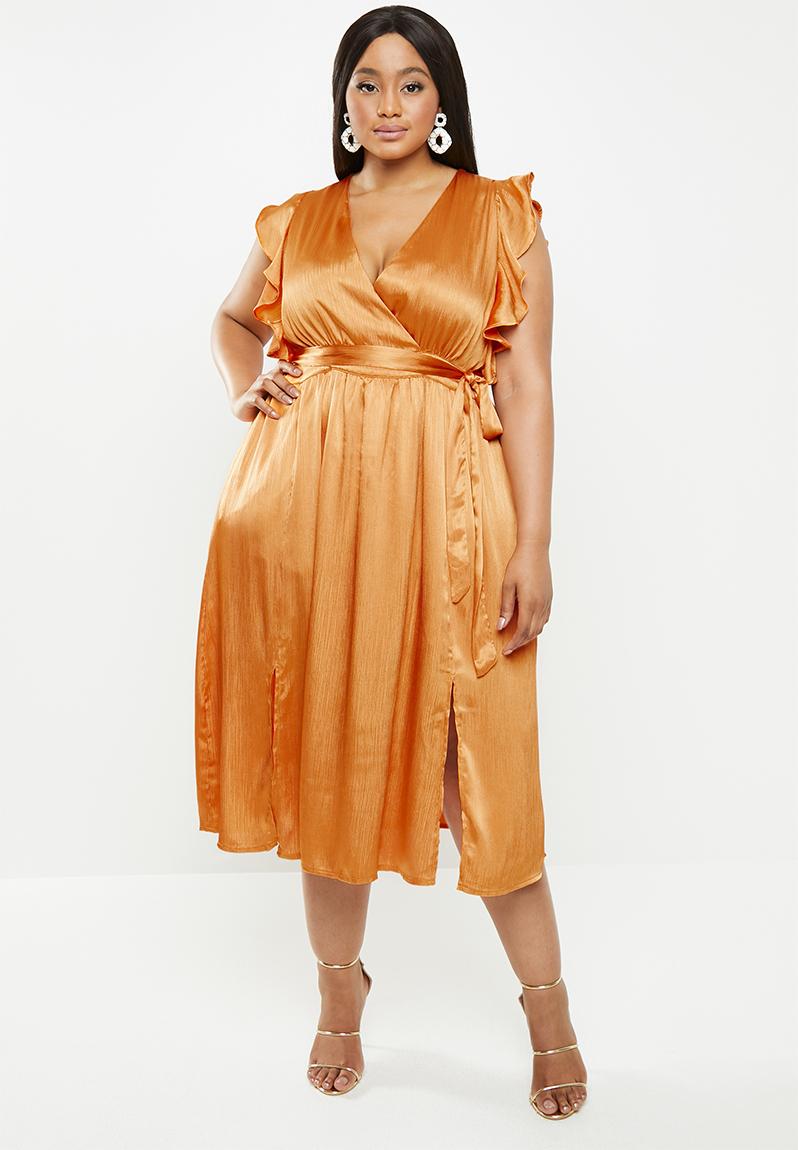 Plus crinkle satin ruffle dress - marigold Glamorous Dresses ...