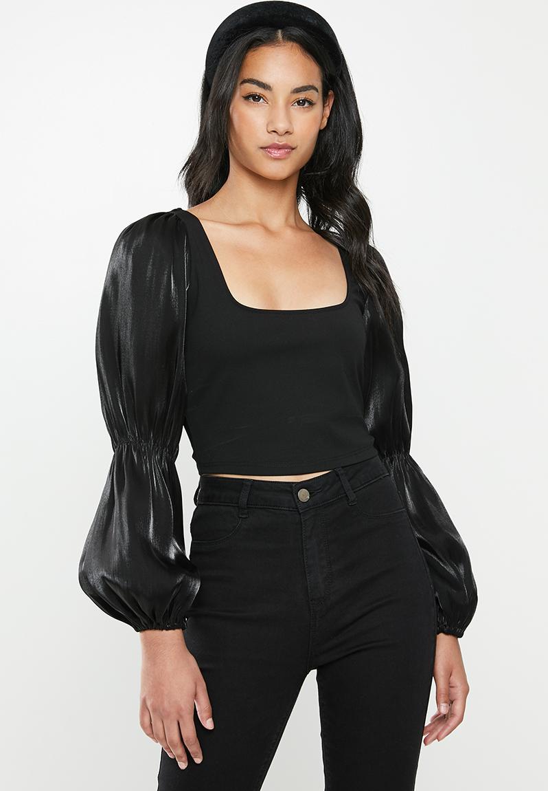 black square neck button blouse