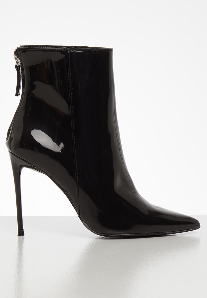 Via bootie - black patent Steve Madden Boots | Superbalist.com