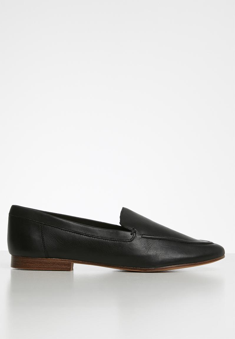 Joeya leather loafer 001 black ALDO Pumps & Flats