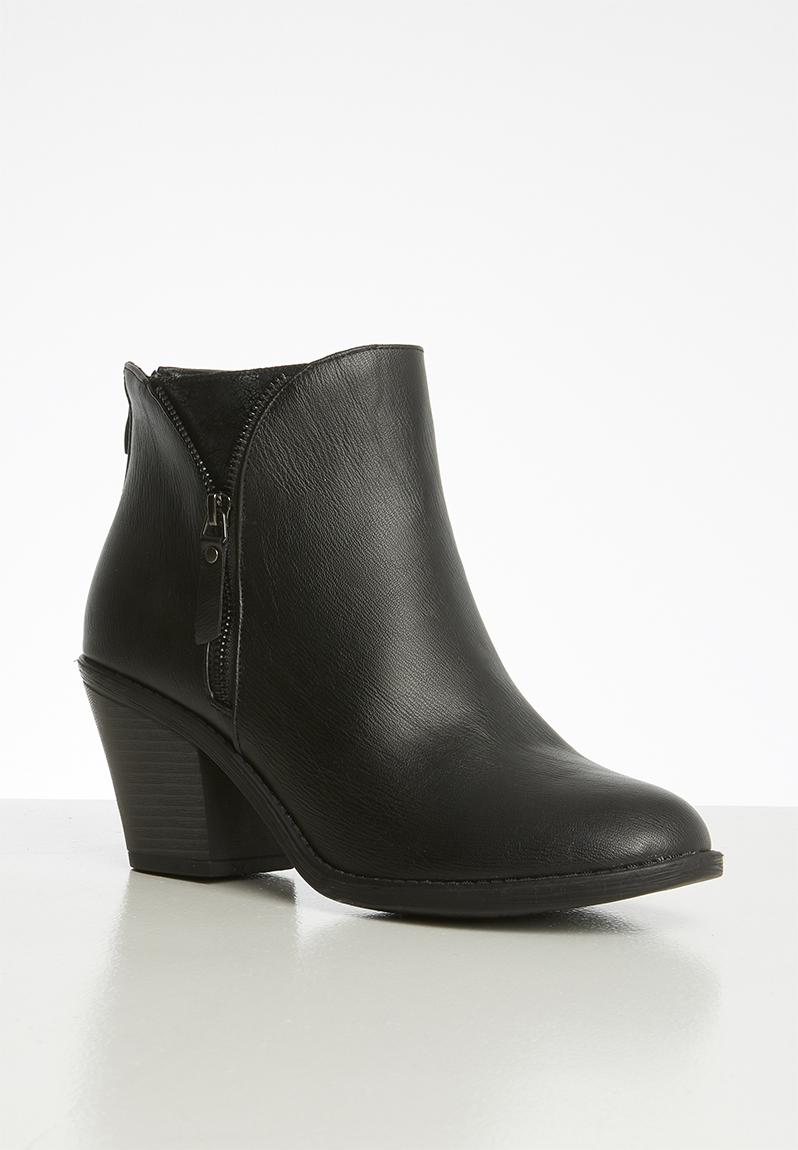 Hayley ankle boot - black Madison® Boots | Superbalist.com