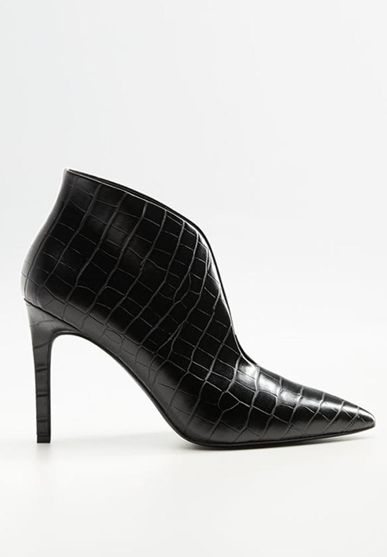 Pico ankle boot - black MANGO Boots | Superbalist.com