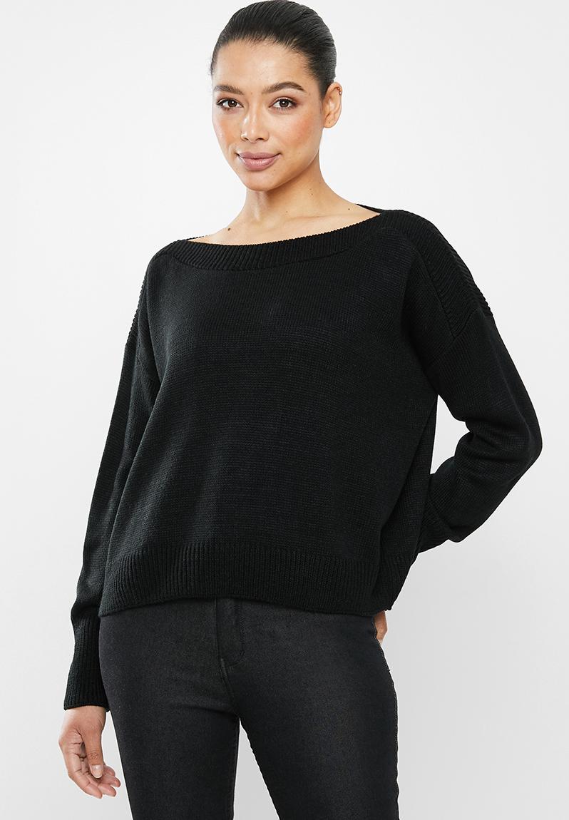 essential black jumper