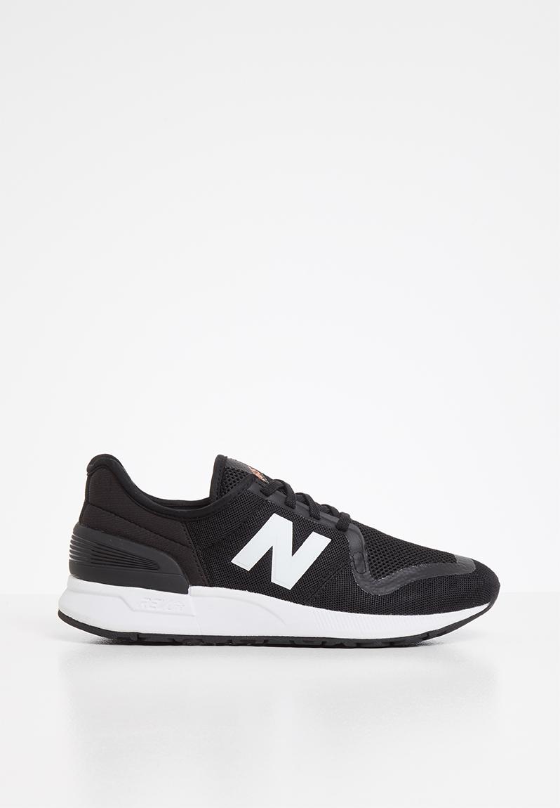 Kids 247 v3 - black New Balance Shoes | Superbalist.com