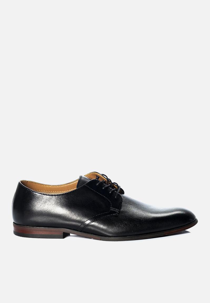 Ebben - black Steve Madden Formal Shoes | Superbalist.com