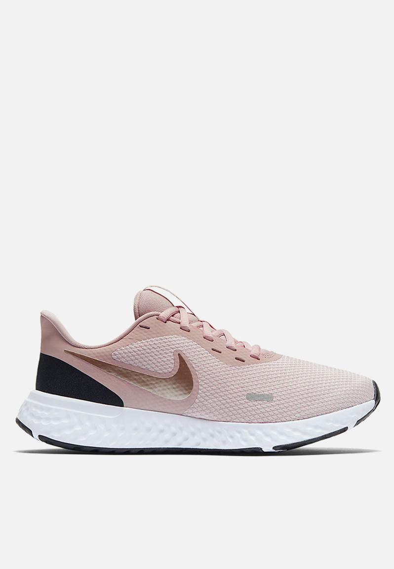 Nike Revolution 5 - BQ3207-600 - barely rose/mtlc red bronze-stne mauv ...