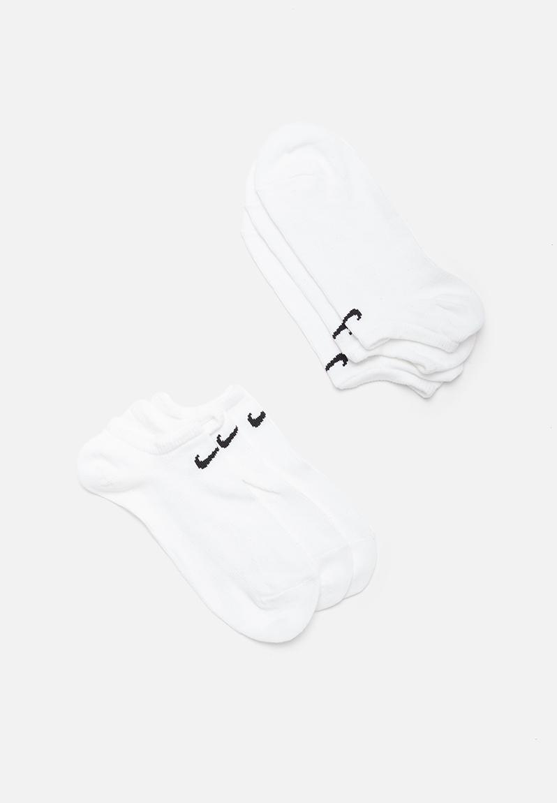 no show nike socks white