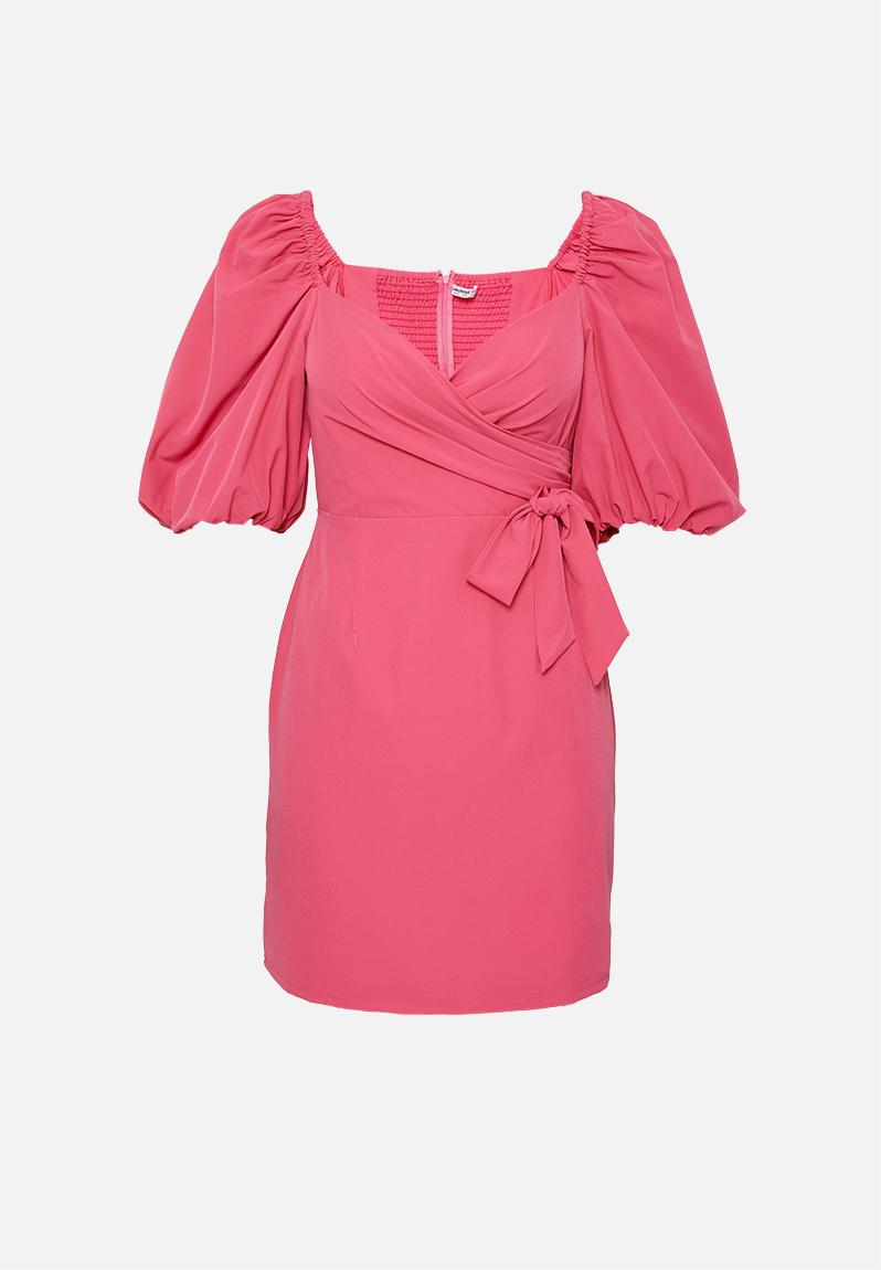 Petite mini wrap dress with volume puff sleeve - pink Glamorous Casual ...