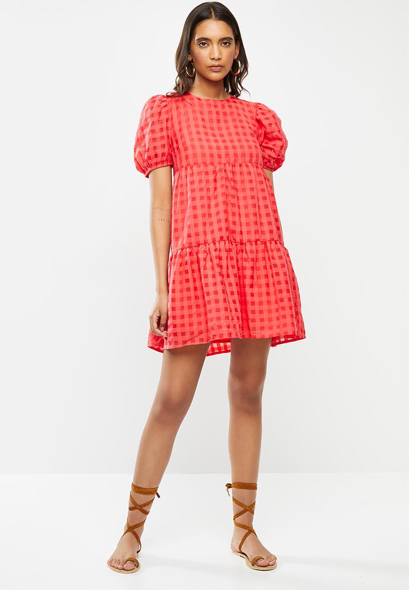 Puff Sleeve Tiered Mini Dress Red1 Glamorous Casual