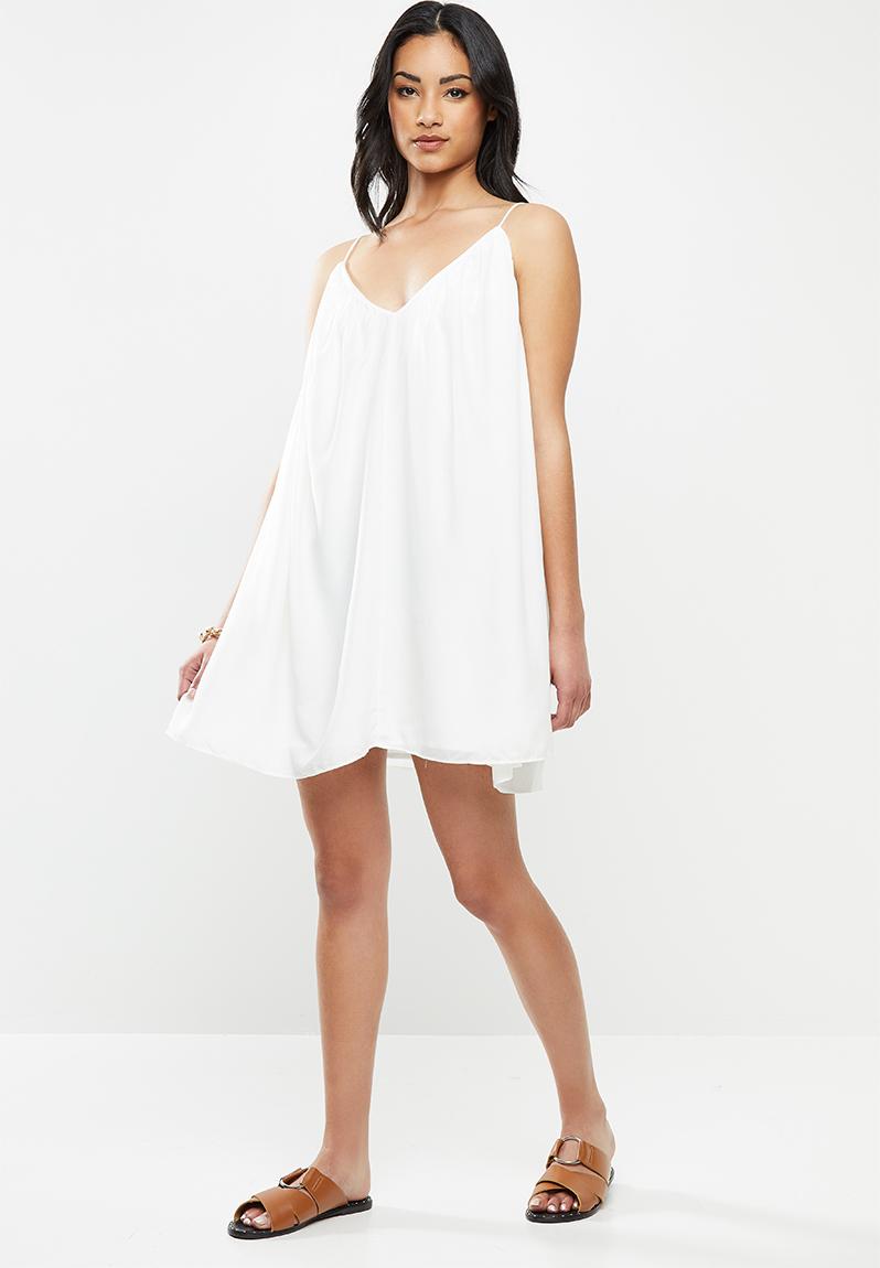 Petite cami v neck trapeze mini dress - white Missguided Dresses ...