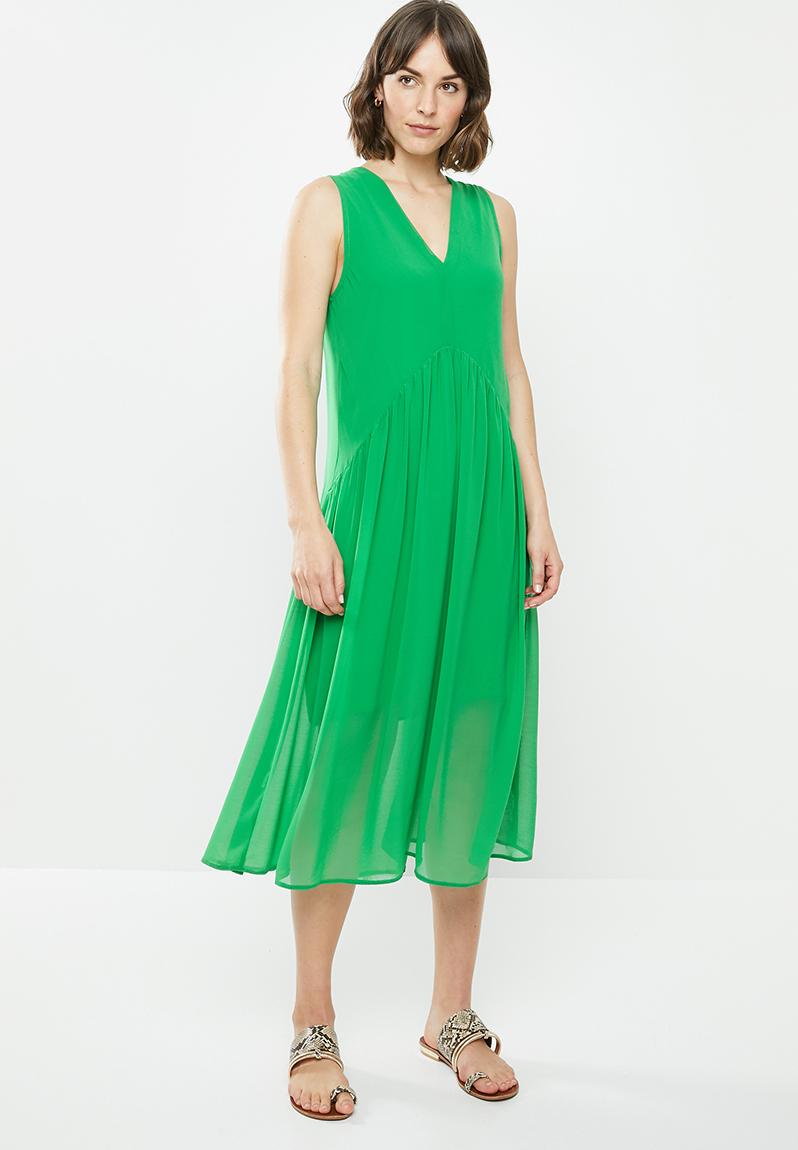 Chiffon v-neck midi dress with shaped tier - green MILLA Casual ...