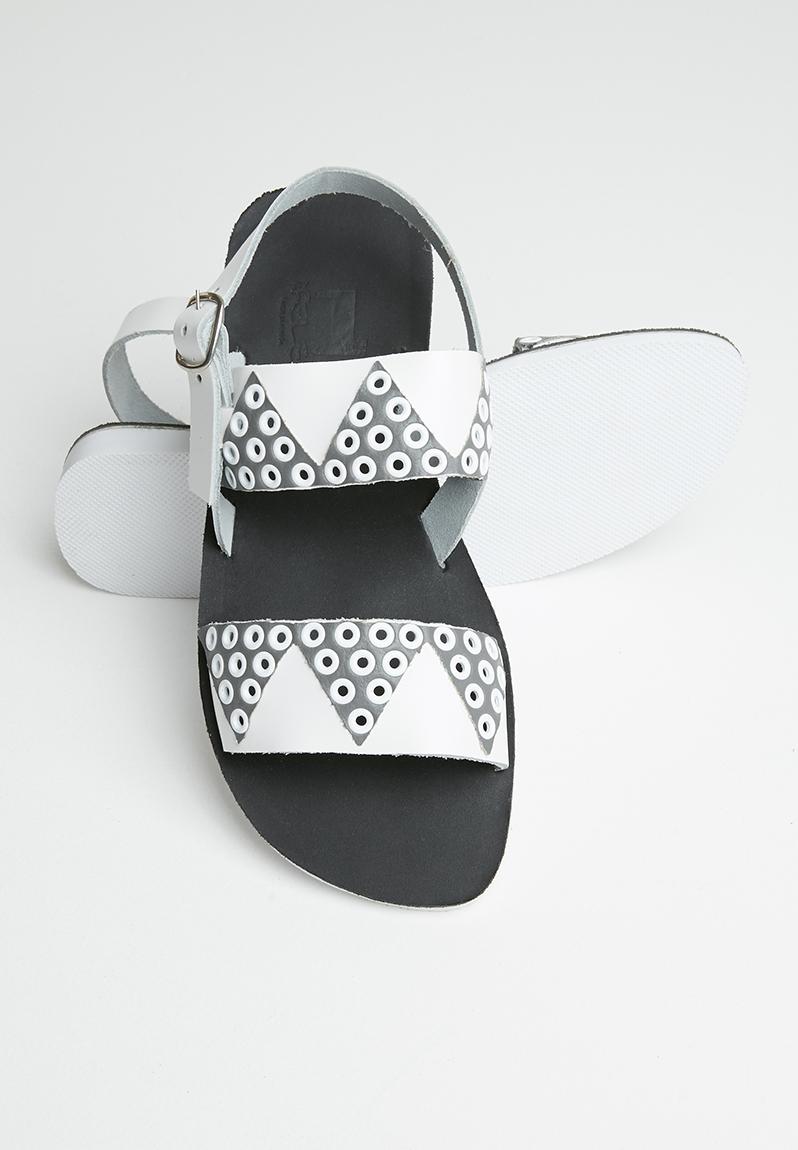 zulu sandals for sale
