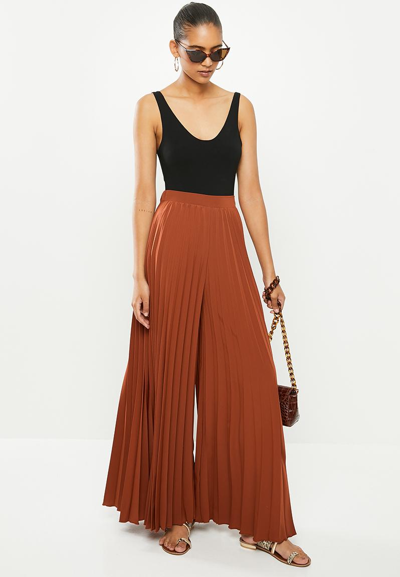 Sunray pleated palazzo pant- rust VELVET Trousers | Superbalist.com