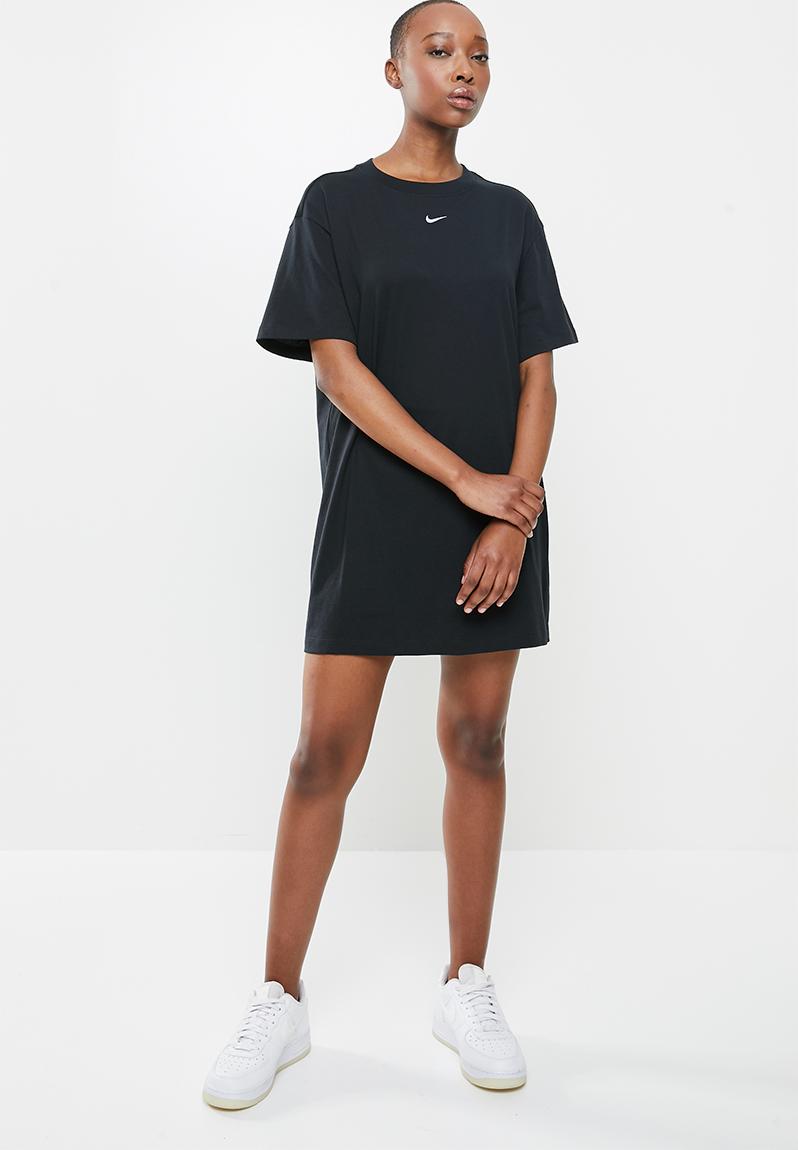 Nsw essential dress - black/white Nike T-Shirts | Superbalist.com