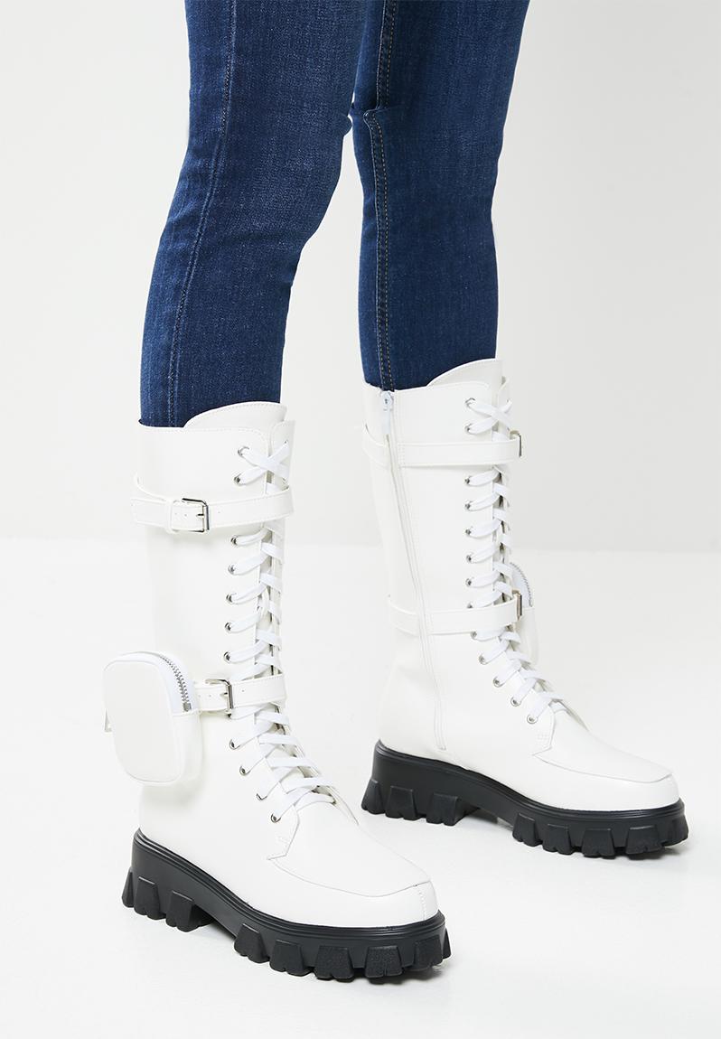 Quad combat boot with detachable pouch - white Footwork Boots ...