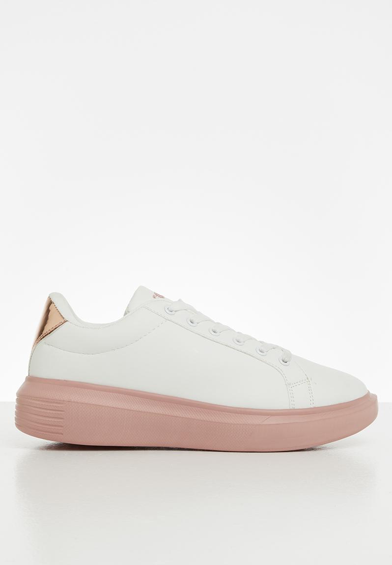 L pacific - white/dusty pink SOVIET Sneakers | Superbalist.com